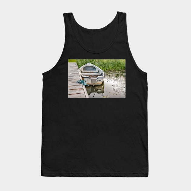 Boat tied to wooden staging on the Norfolk Broads Tank Top by yackers1